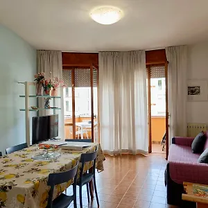 casa-lucy-bardolino.hotelinveneto.com/